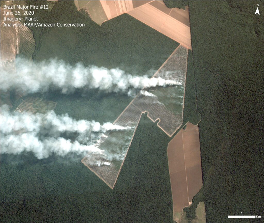 Image 1. Major fire burning recently deforested area in Brazilian Amazon (Mato Grosso). Data: Planet.