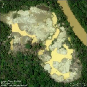 Image 1. Very high resolution image of recent gold mining deforestation along the Pariamanu River. Data: Planet (Skysat).